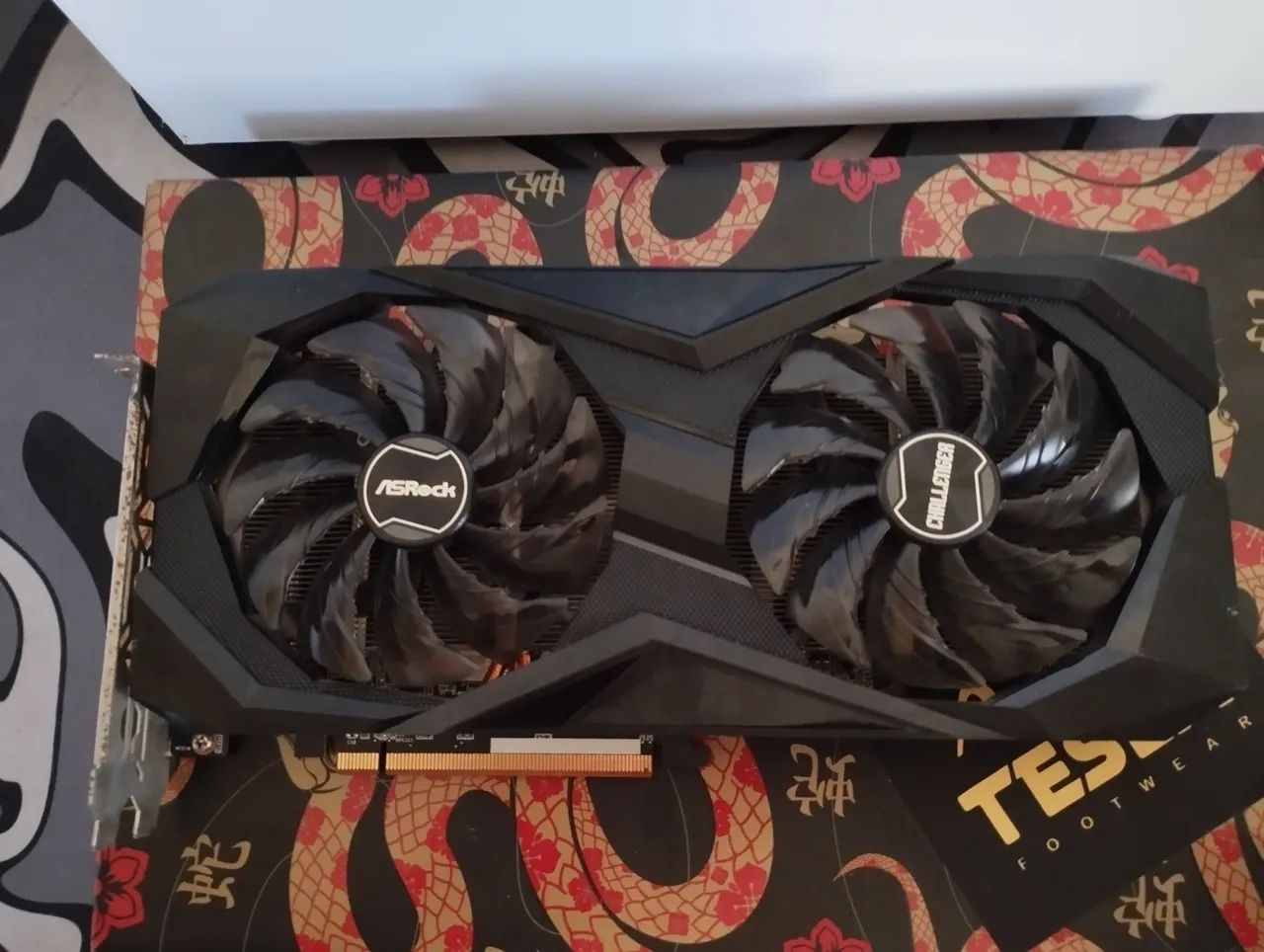 PLACA DE VÍDEO RX 7600