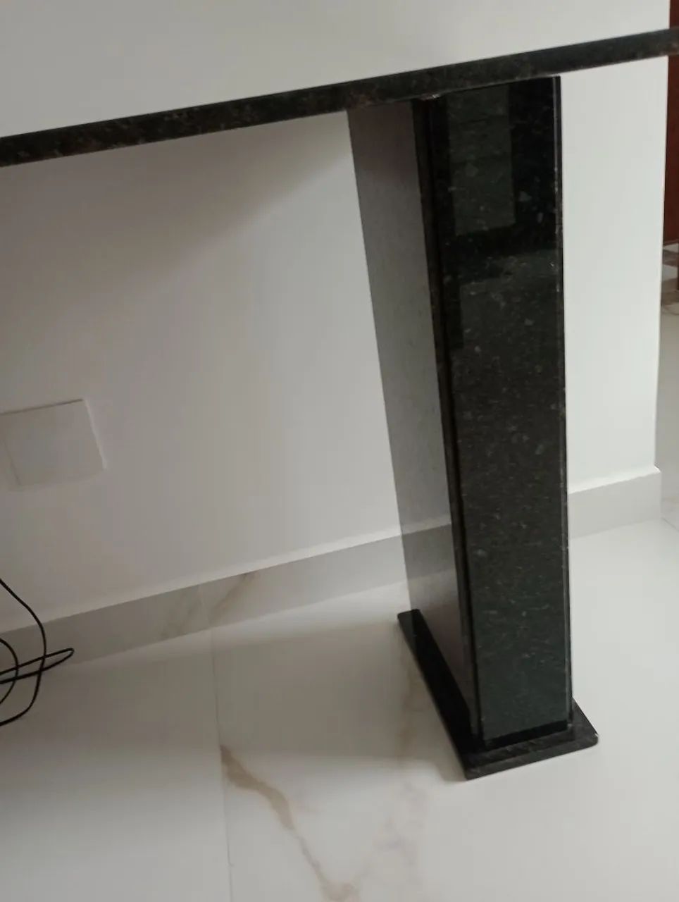 Vendo mesa de granito com pé de granito  - Foto 3