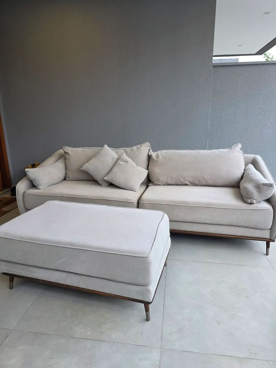 SOFA MADEIRA MACIÇA - Foto 2
