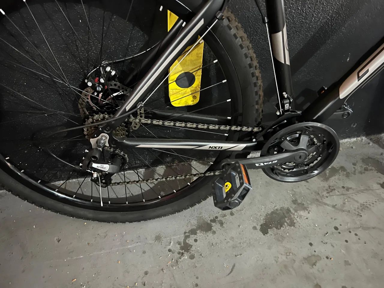 Bicicleta Aro 29 MTB 21 Marchas - Ótimo Estado - Foto 4