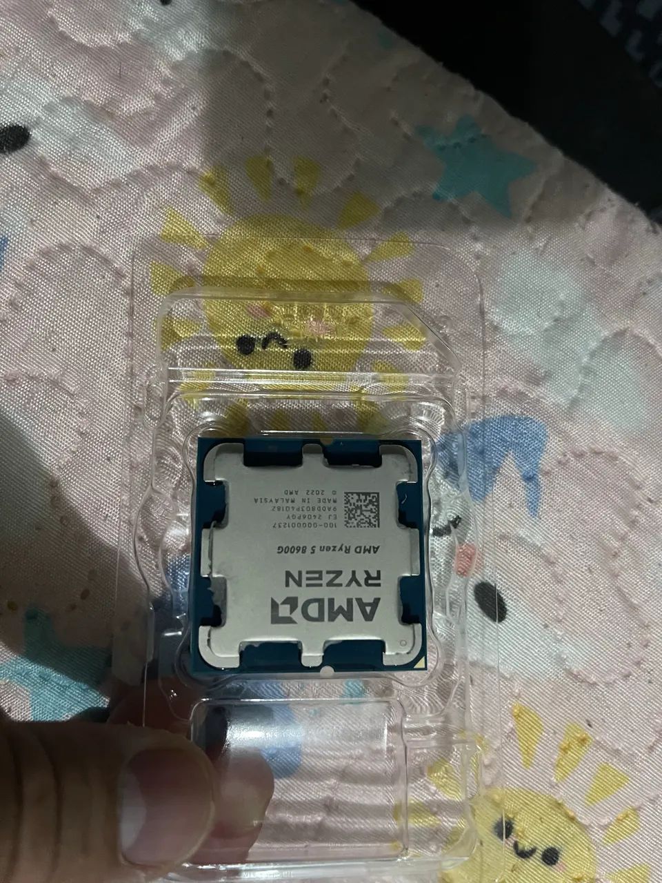 Ryzen 5 8600 g com video  integrado 
