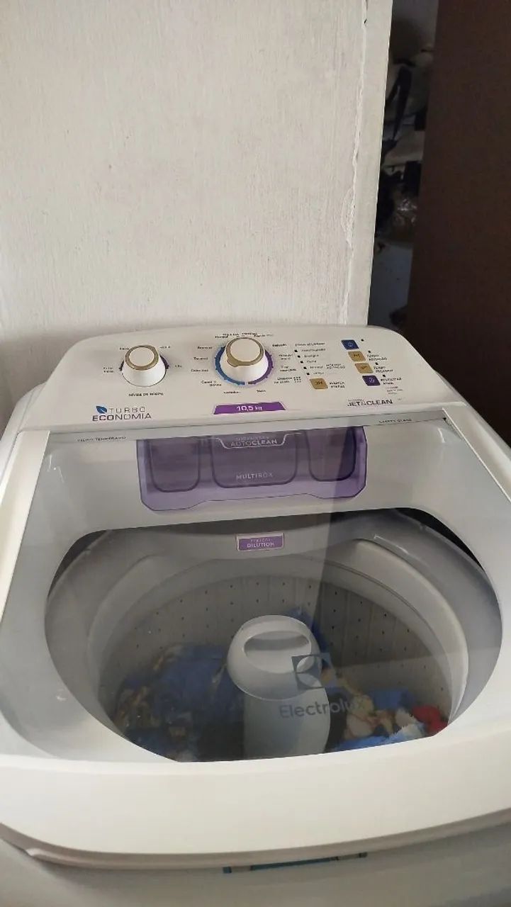 Vendo máquina Eletrolux 10,5 funcionando perfeitamente  - Foto 2