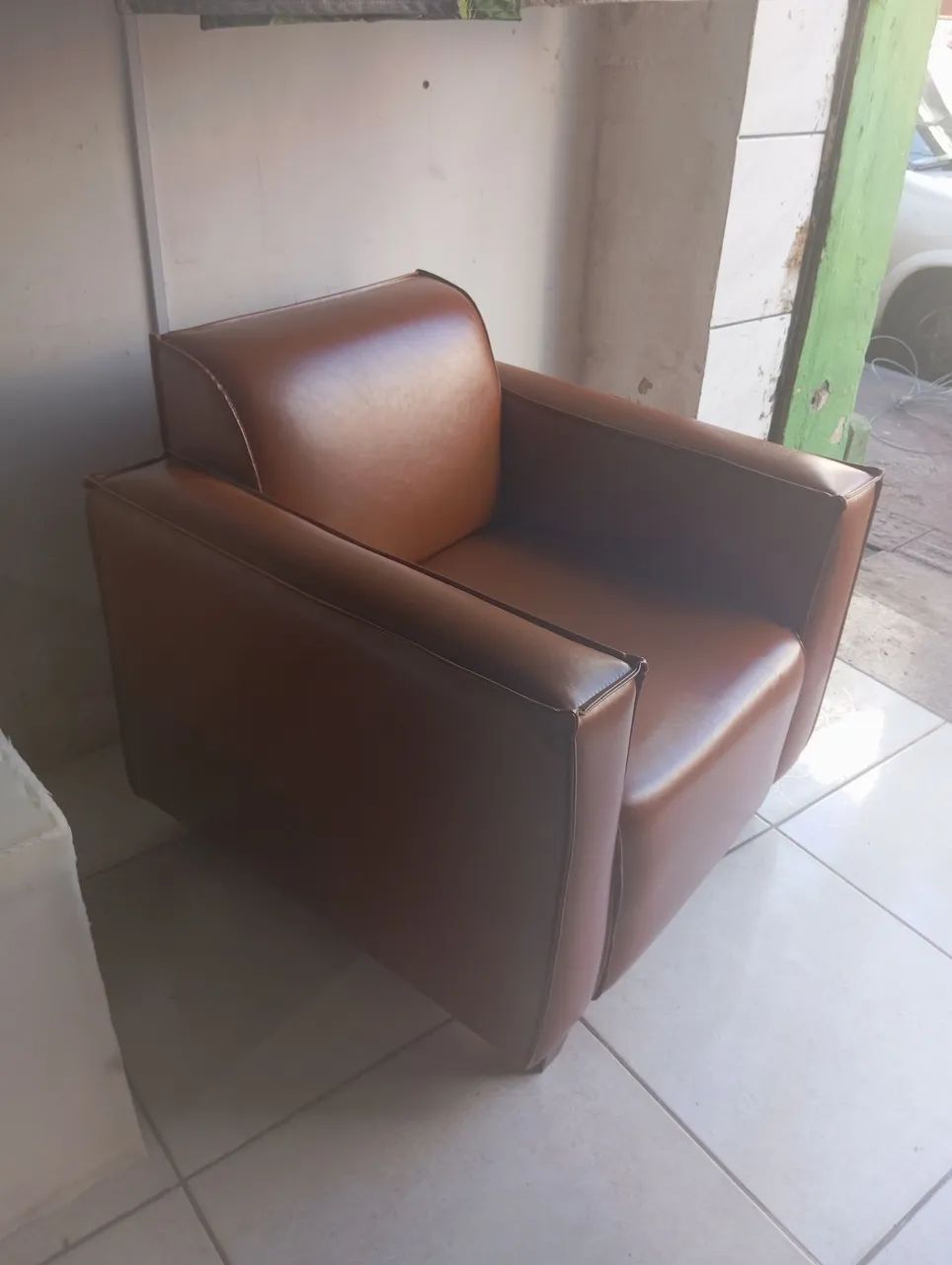 Poltrona em couro sinteco mega promoção  - Foto 2