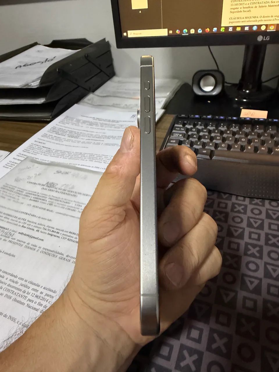 iPhones 15 Pro Max 256 - Foto 3