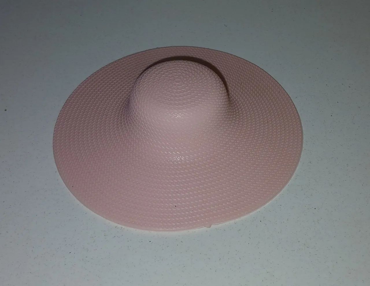 ACESSORIO BONECA BARBIE CHAPEU ROSA FEDORA PLASTICO