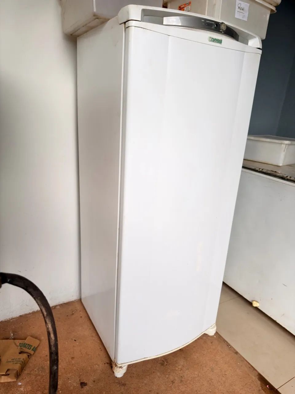 Vendo freezer vertical  - Foto 3