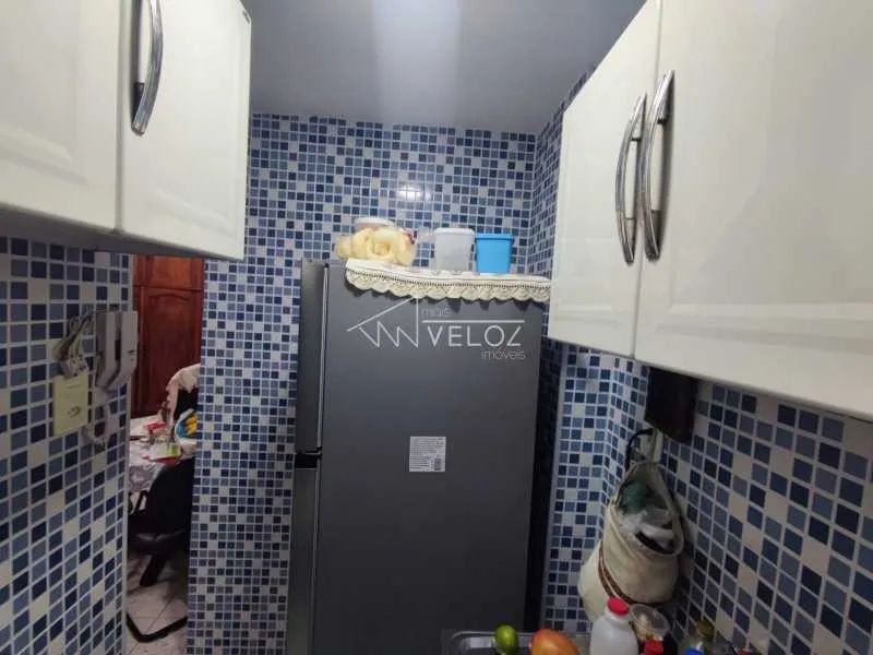 Kitnet/Conjugado - / Residencial / Centro