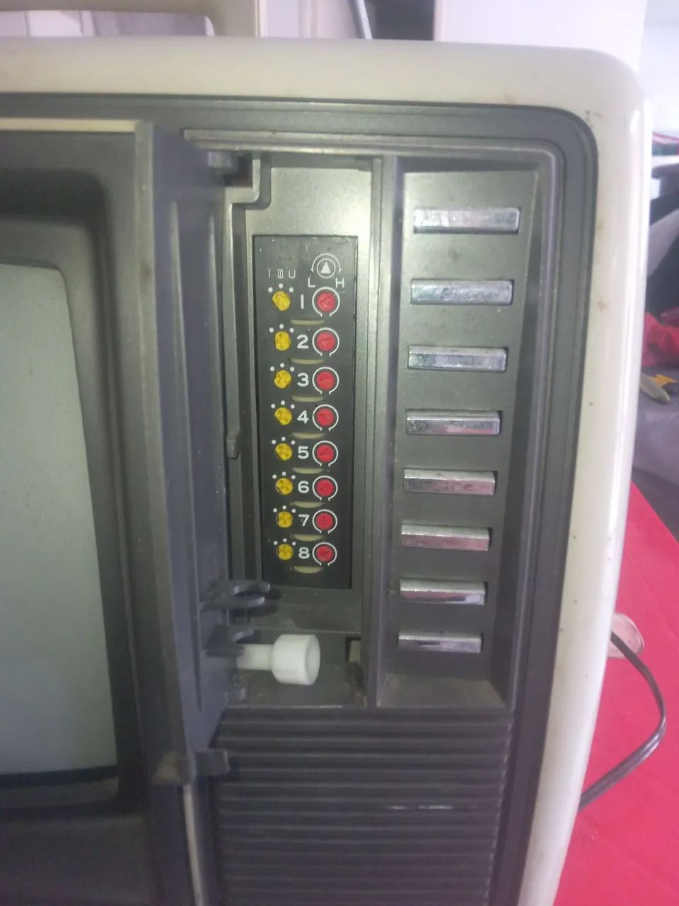TV SEMP 1980.defeito.ver descrição completa - Foto 4
