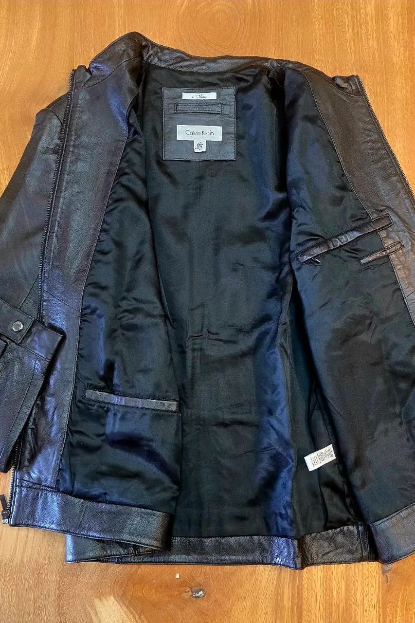 Jaqueta 100% couro Calvin Klein - Foto 3