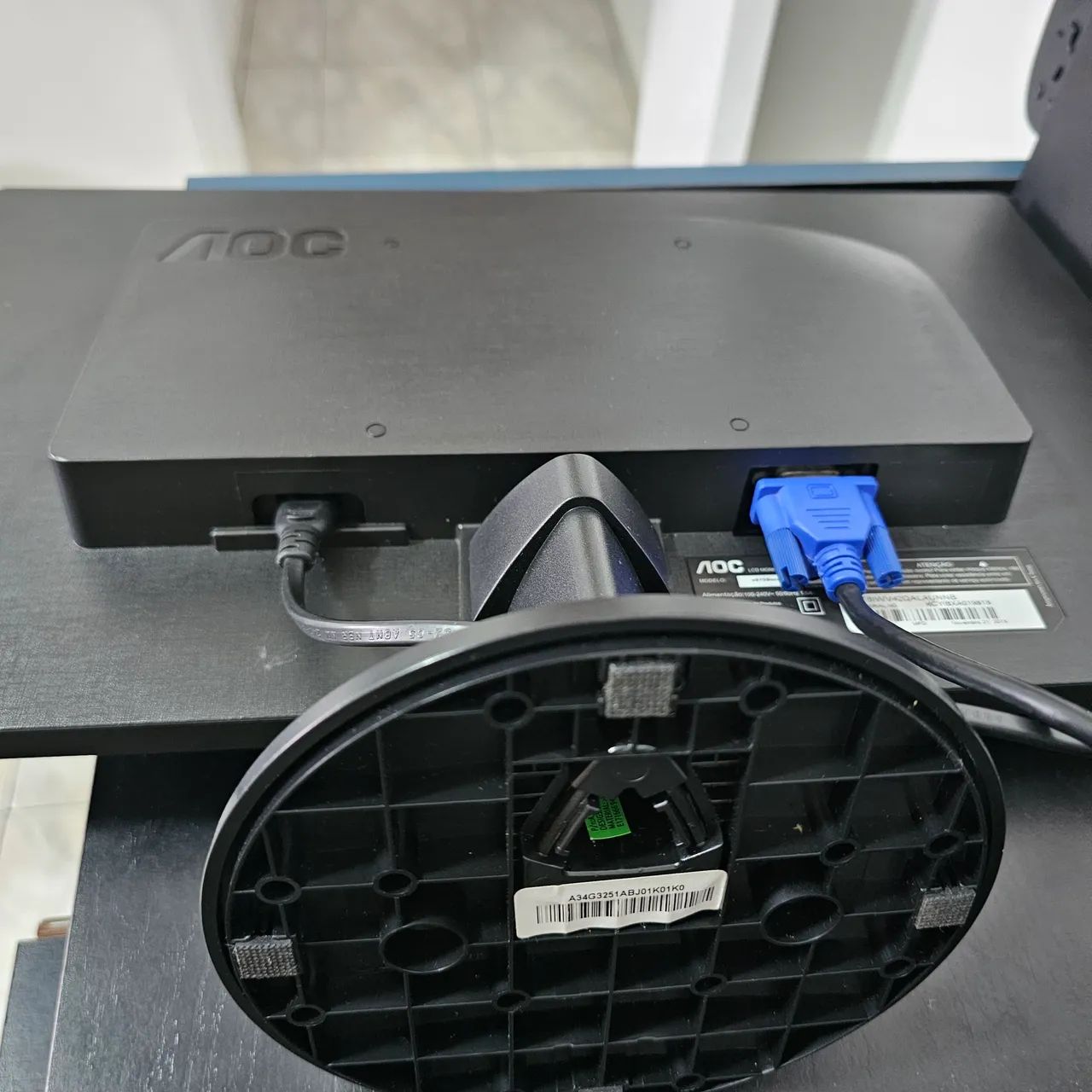 Monitor AOC E970SW 18,5 Widescreen LED VGA HD - Foto 4
