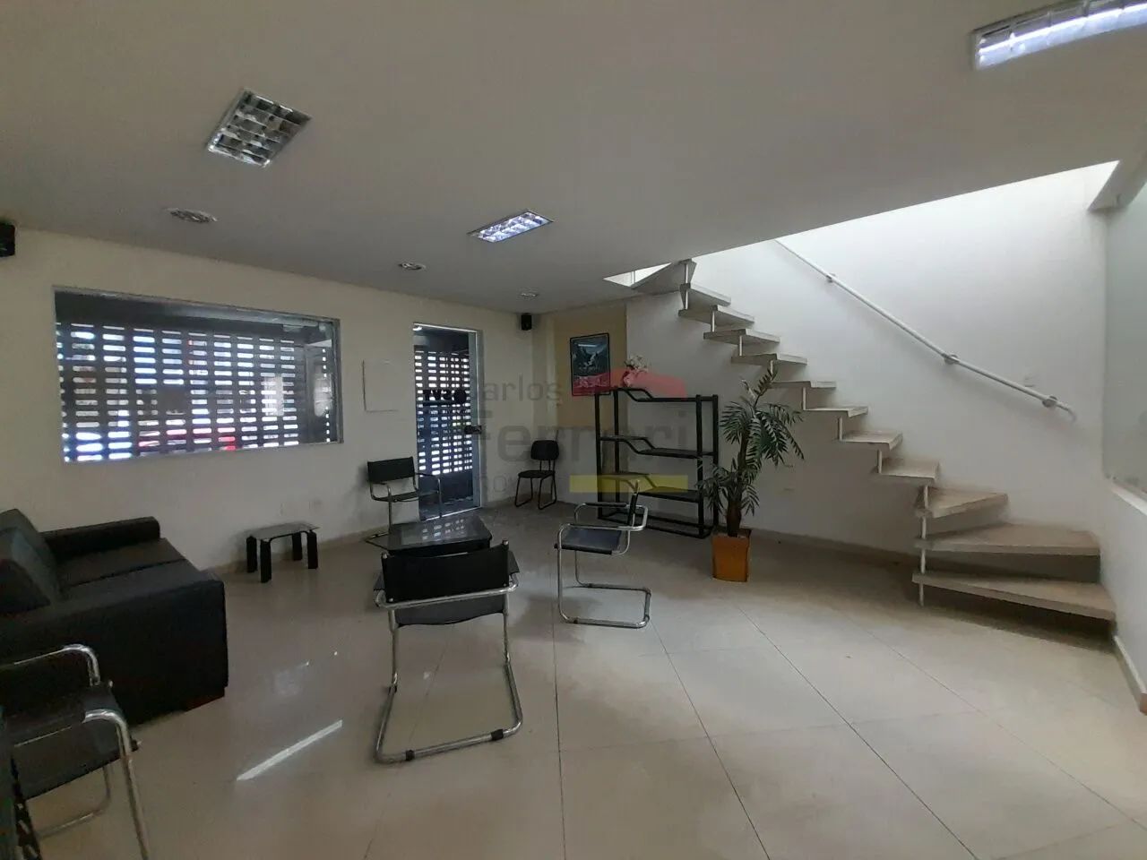 Prédio comercial com 420m² a venda! - Foto 4