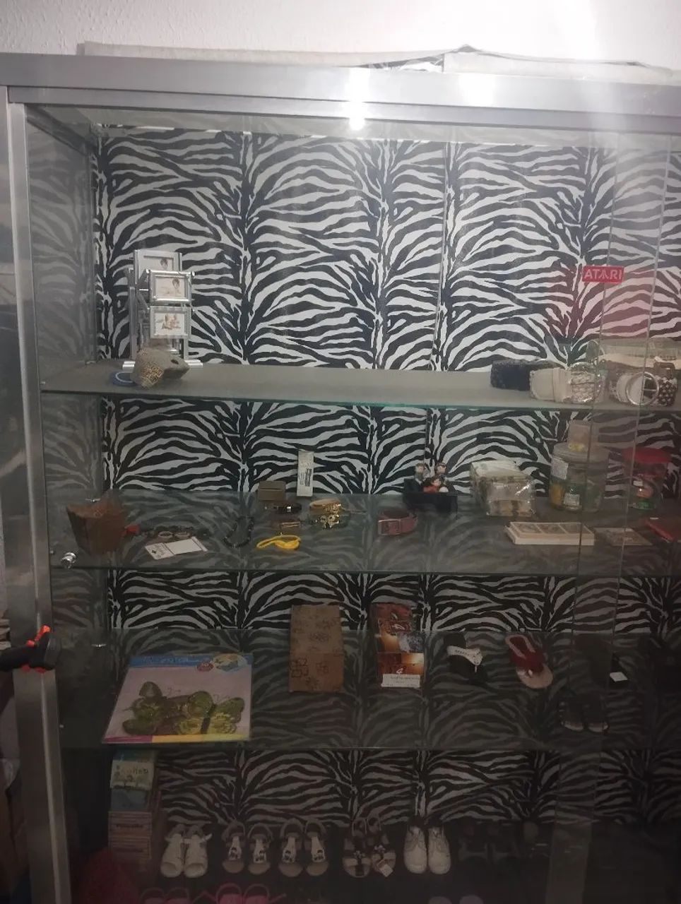 Vitrine de vidro para boutique 