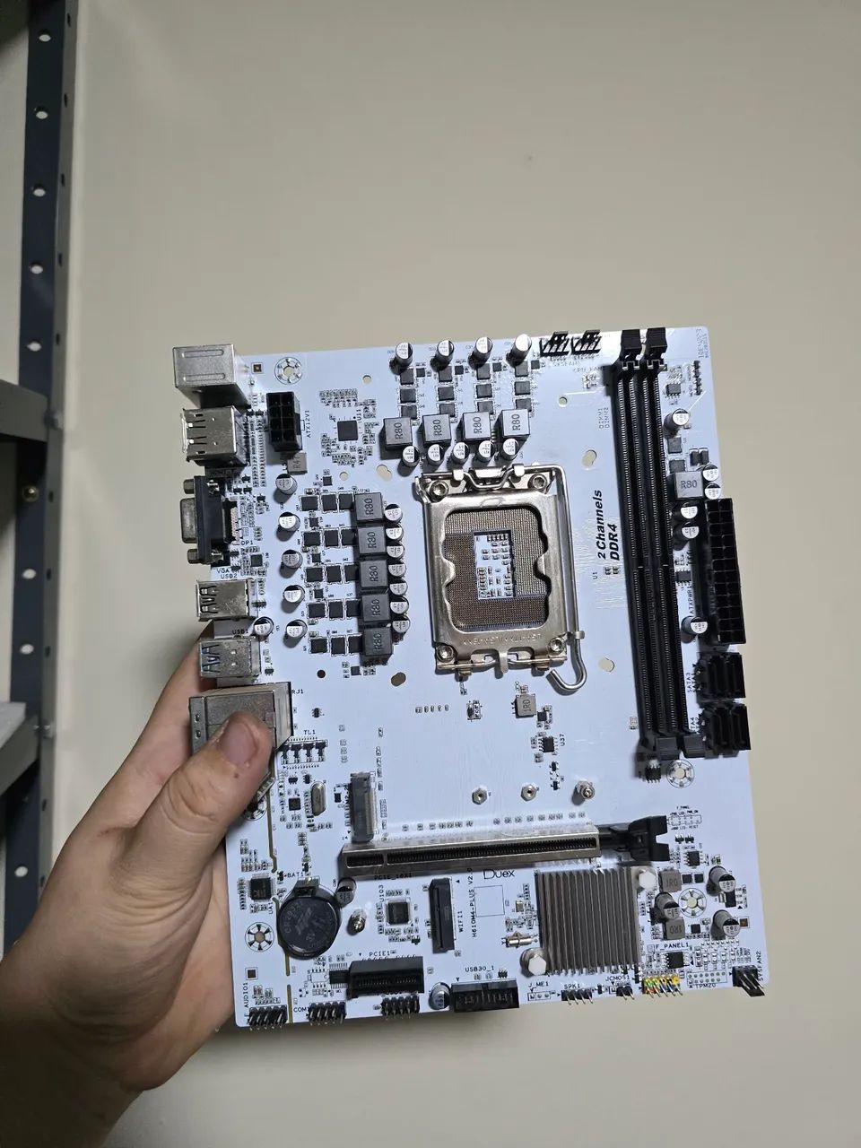 Placa mãe H610GZ PRO DUEX LGA 1700 - Foto 4