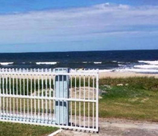 Casa de Praia Frente ao Mar Itapoá/S.C - Foto 7