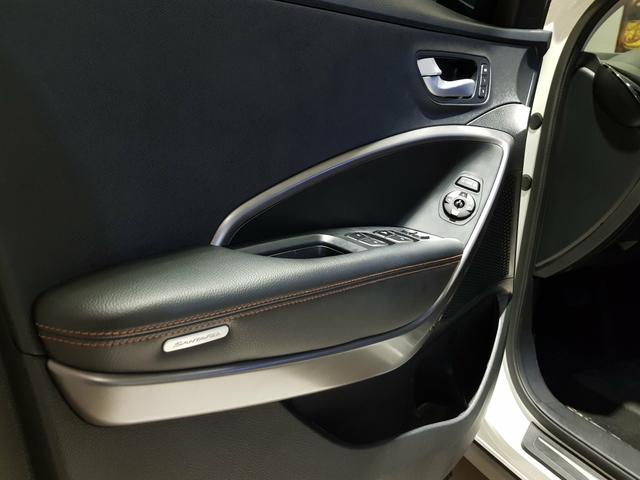 Hyundai Santa Fé 2015 Raridade 3.3 7 Lugares 270cv 28.000 Km Zerada - Foto 18