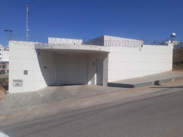 Casa em lote de 360m² no bairro Cafezal em Nova Serrana. - Foto 2