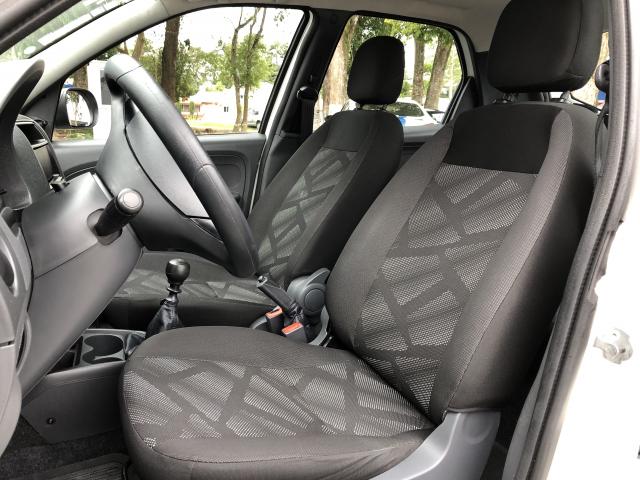 Fiat Palio Celebration 1.0 Fire Flex 8V 4p - Branco - 2016 - Foto 10