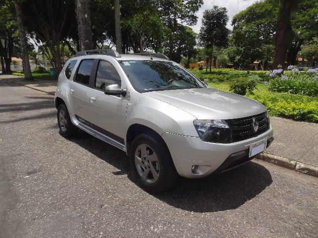 Duster 2.0 automático TechRoad II com IPVA 2020 e Licenciamento 100% quitados