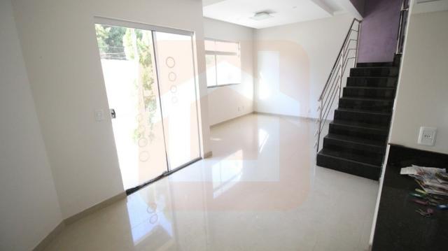 Sobrado - Condomínio Fechado - 3 Qts com Suíte c/ armários na cozinha e cooktop - Foto 5