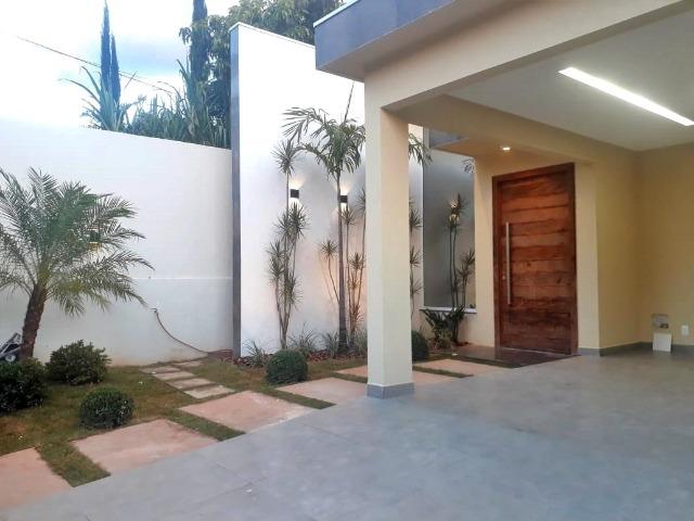 Espetacular! 03 suítes, fino acabamento, piscina com hidromassagem! - Foto 2