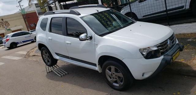 Duster 2.0 techroad flex 6 marchas
