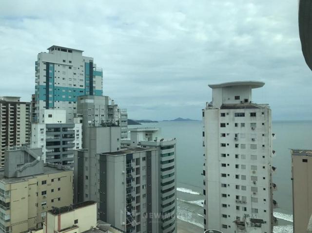 Apartamento Quadra Mar Mobiliado 3 Suítes - Foto 19