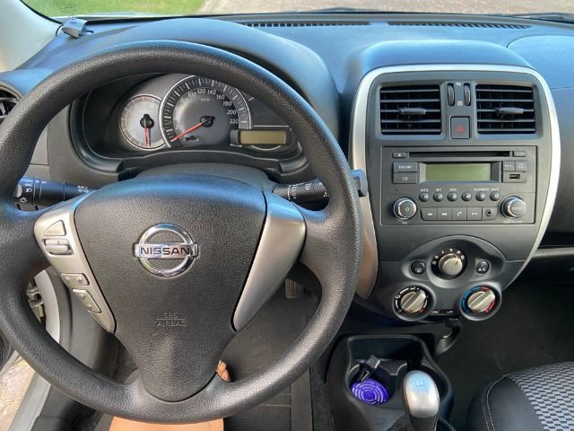 Nissan March 1.6 SV - 2017/17 - Foto 2
