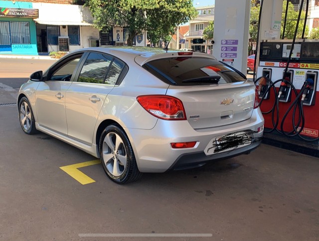 CRUZE HATCH LT AUTOMATICO 2014