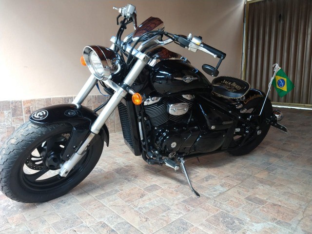 SUZUKI BOULEVARD M 800