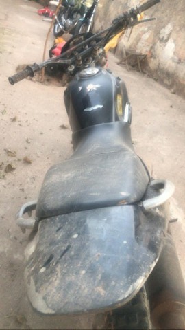 VENDO MOTO DE TRILHA OU PEGO OU MOTO DE TRILHA