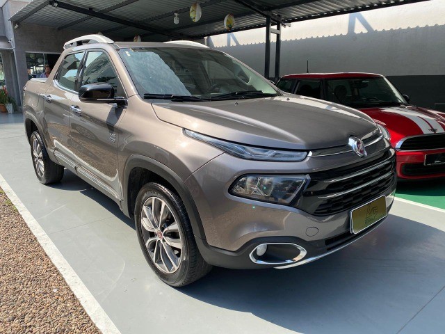 FIAT TORO VOLCANO 2019 TOP