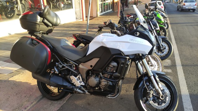 VERSYS 1000 LINDONA COMPLETA