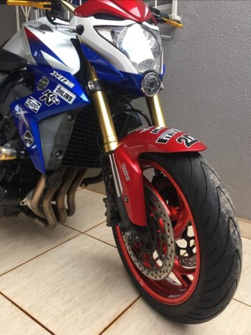 HONDA CB 1000R