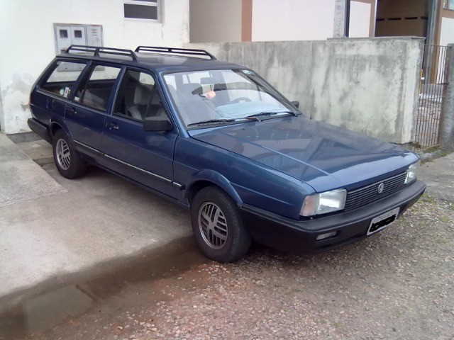  Santana Quantum ano fabricação 1985 ano modelo 1986 (placa do ano) Álcool