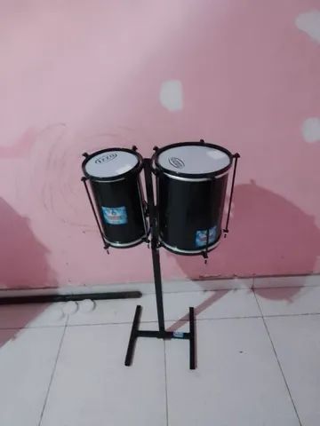 Vendo par de bacurinhas com a estante 350 reais 