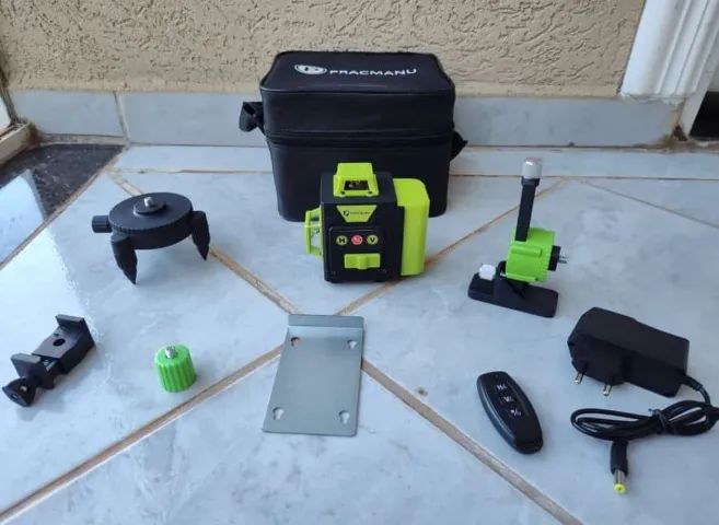 Nível Laser 4d 16 Linhas Verde 360 Acessórios E Bateria - Foto 4