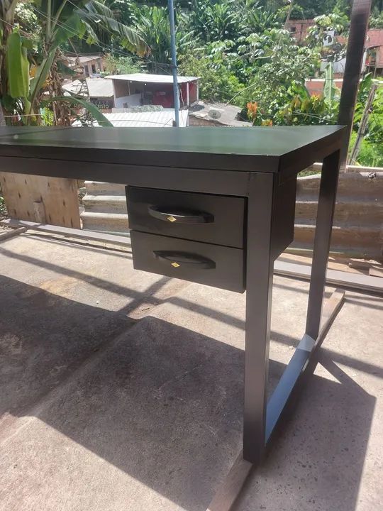 Mesa reta com gaveta  - Foto 5
