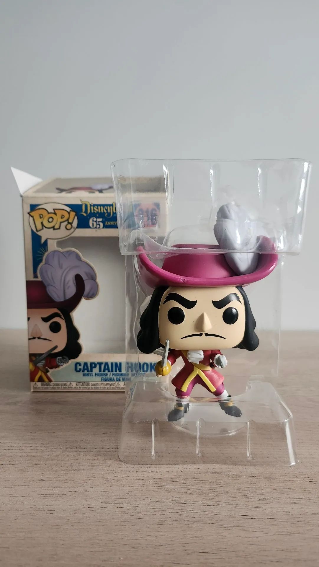 Funko Pop Captain Hook Disneyland 65º Aniversário - Foto 3