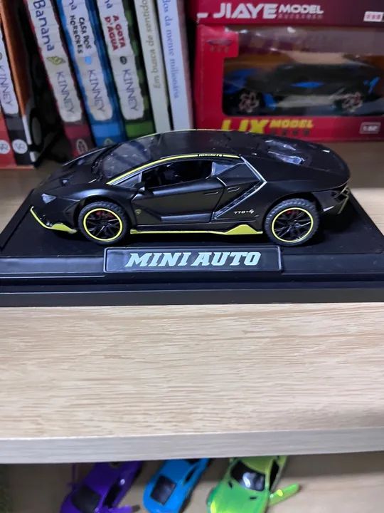 Lamborghini 1:32