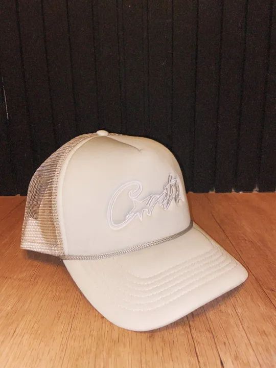 Boné corteiz trucker off white  - Foto 3