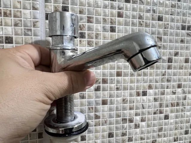 2 torneiras de bancada - Leia o anúncio  - Foto 5