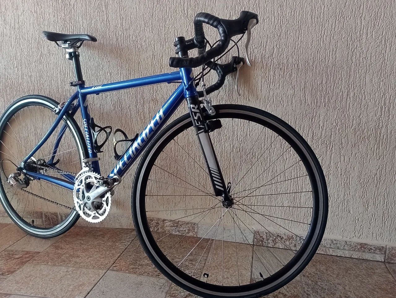 Bicicleta Specialized Alumínio, toda Shimano. - Foto 2