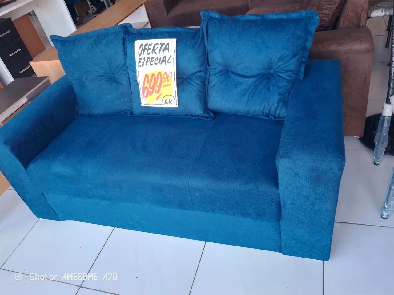 Sofá Azul Royal 3 lugares entrega grátis 