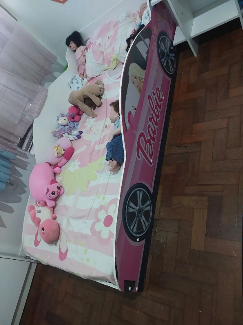 Cama infantil da Barbie