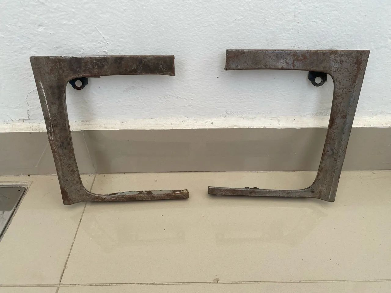 Moldura de Farol Dianteiro - Par opala 78/79 - Foto 2