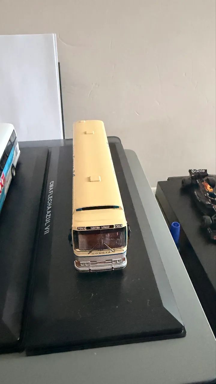 Miniaturas de ônibus CMA - lote com 5 unidades 1:72 - Foto 6