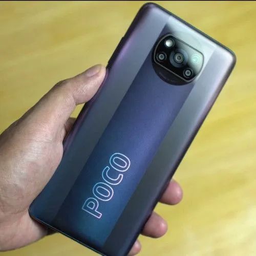 Poco x3 pro 256 gb vendo e troco com volta minha.     Tablet