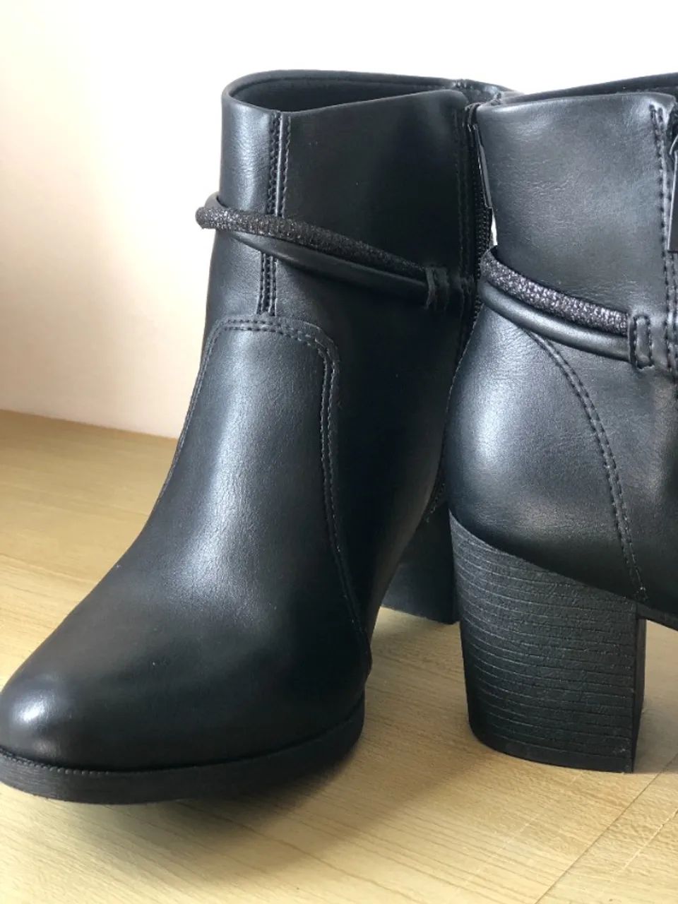 BOTA DE COURO NOVA  - Foto 6