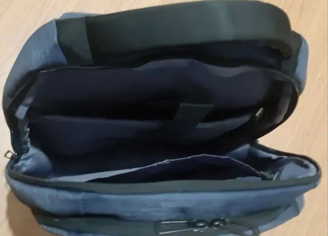 Mochila Executiva c/ Entrada para Cabo Usb <br> para Notebook - Azul - Nova - Foto 3