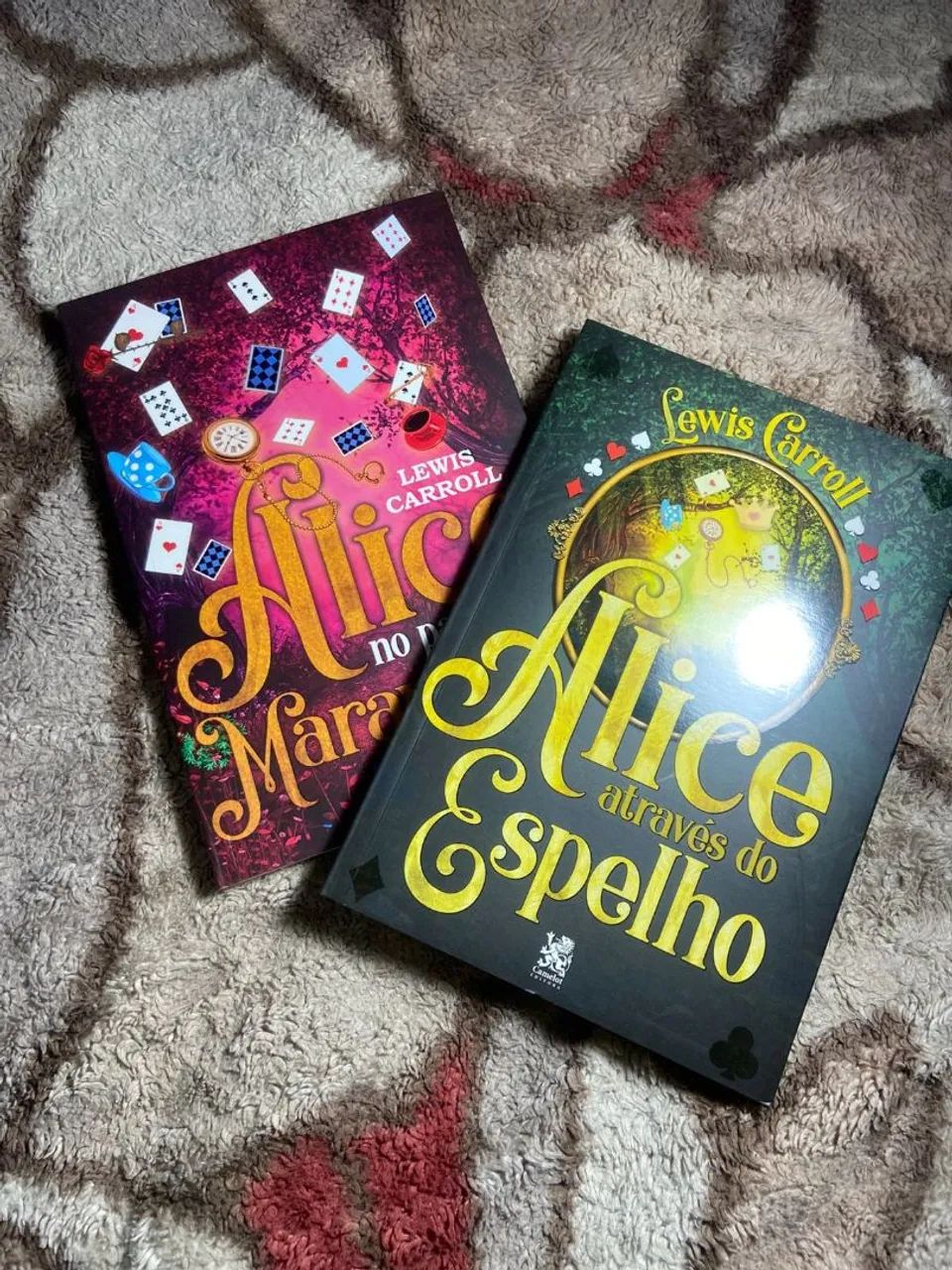 Alice no País das Maravilhas - Livros - Foto 2